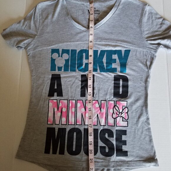 Disney Mickey and Minnie Mouse T-shirt - Picture 6 of 6